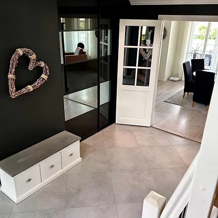 Дом отдыха Stort Luftig Hus I