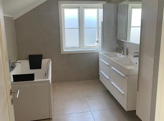 بيت للعطل Stort Luftig Hus I